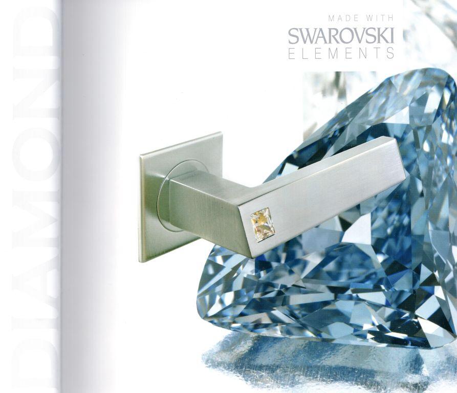 Гламурная ручка для межкомнатной двери от итальянских дизайнеров и Сваровски
